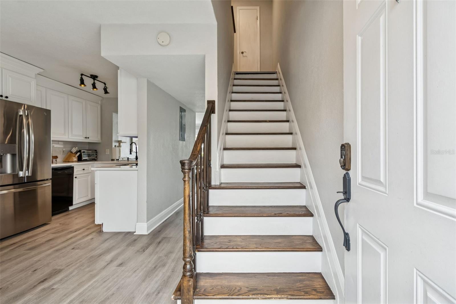 13747 Juniper Blossom Dr photo 4