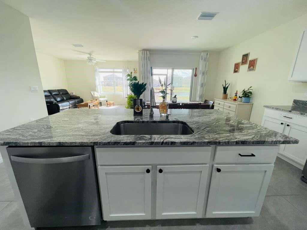 8954 Forge Breeze Loop photo 3