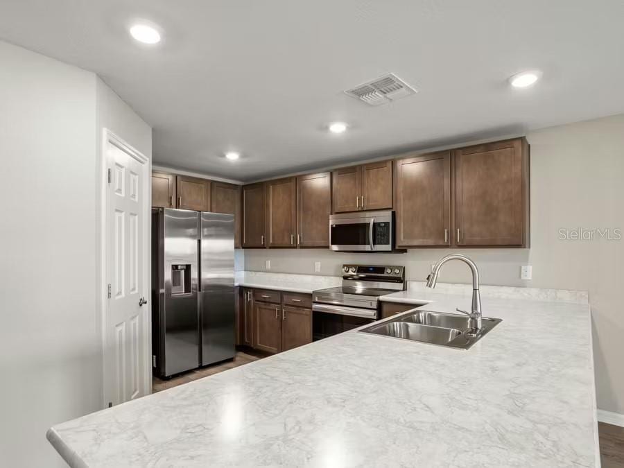 349 Wharf Way photo 5