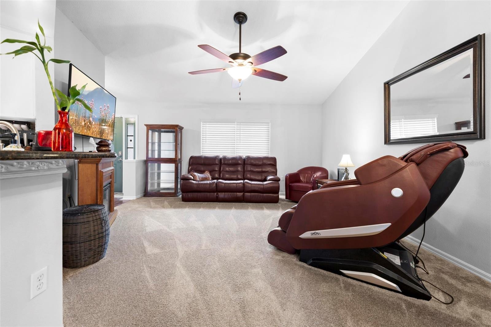 11244 Redgate St photo 5