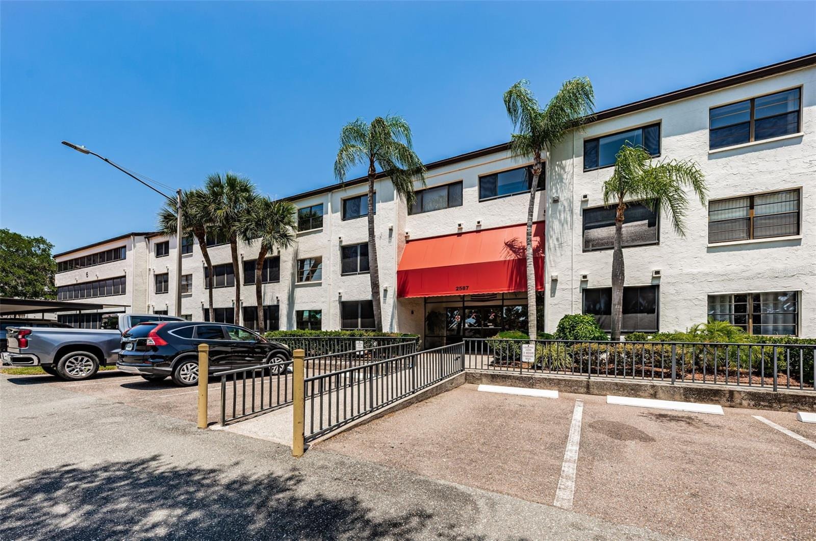 2587 Countryside Blvd #6109 photo 3
