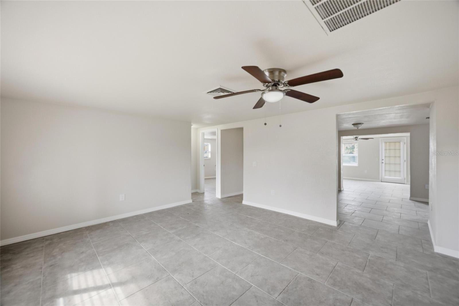 7417 Mako Dr photo 5
