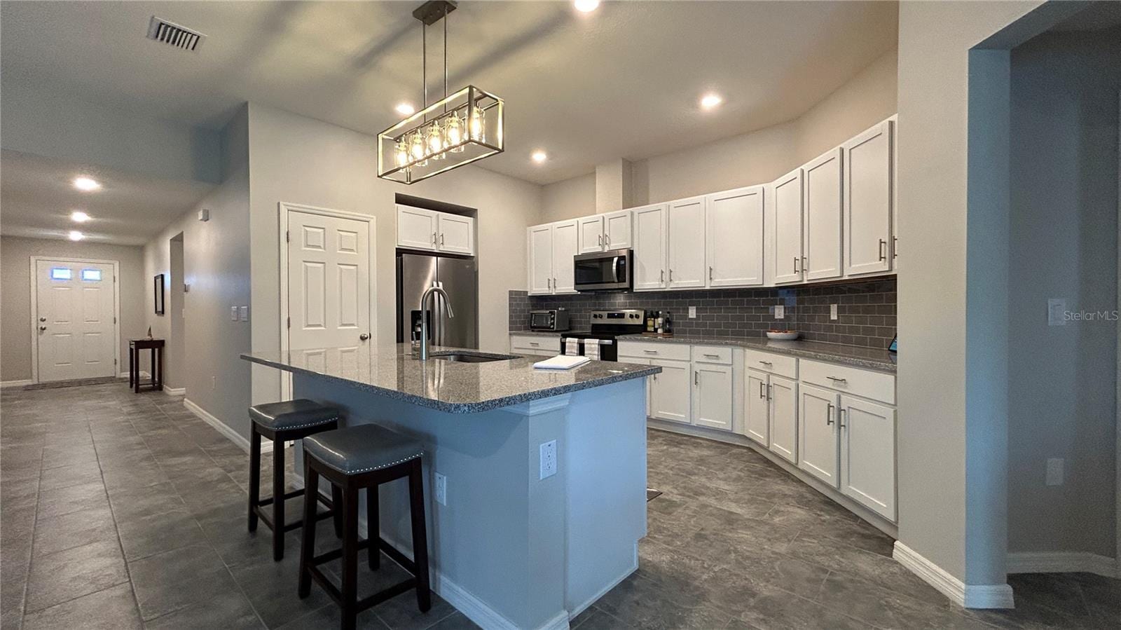 9475 Oakleaf Hammock Pl photo 4