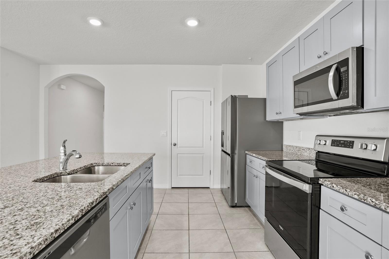 5619 Siltstone St photo 4