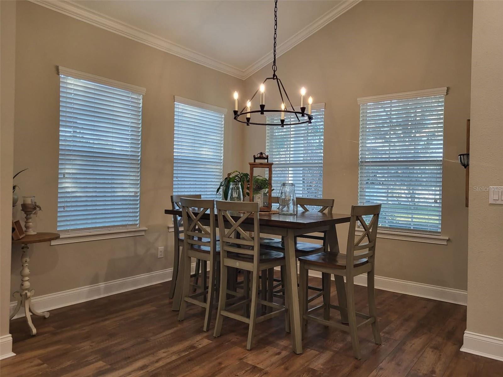 400 Prado Pl photo 4