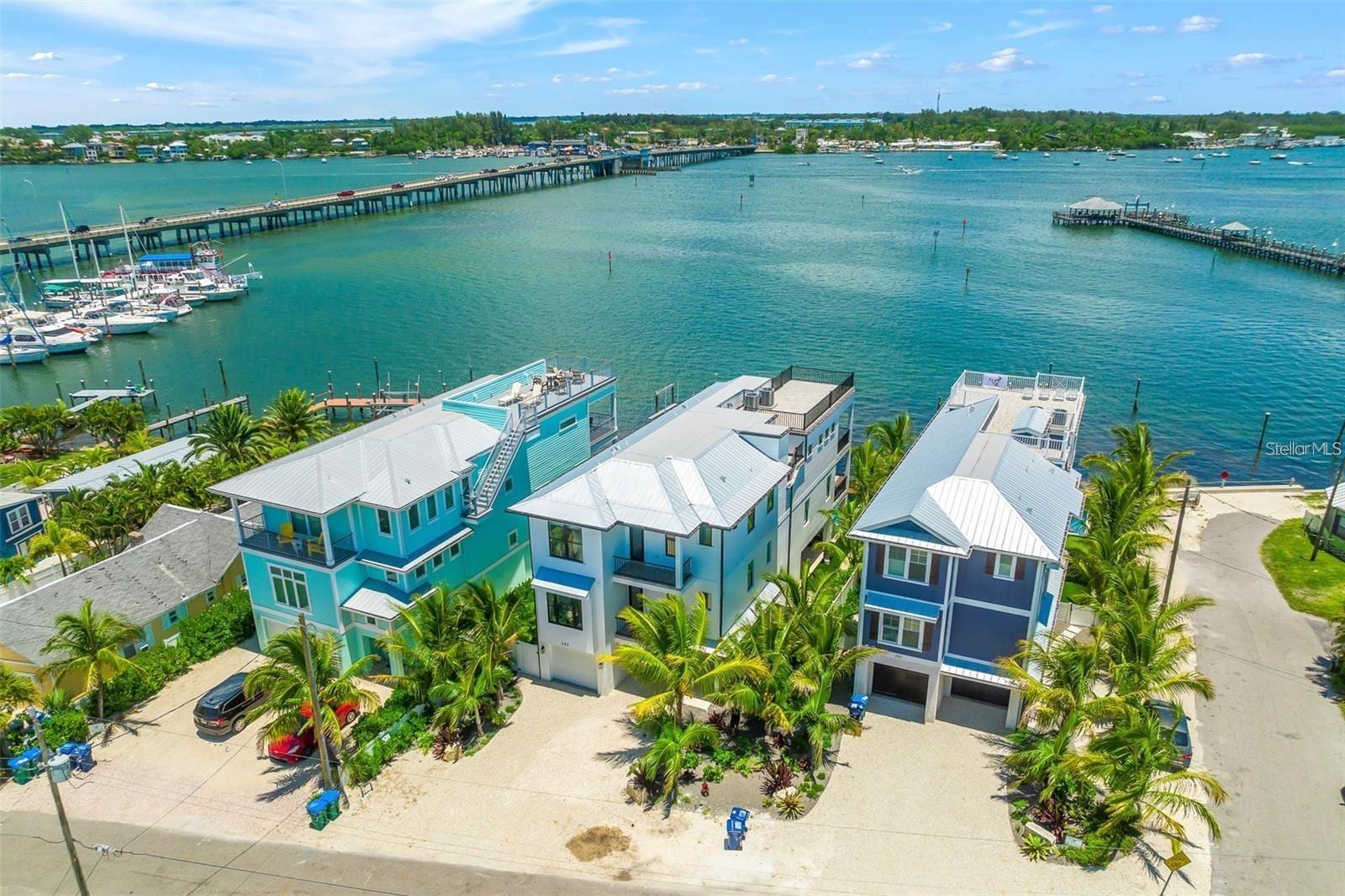 203 Bay Dr N photo 5