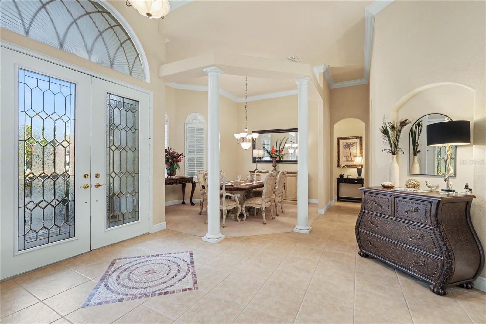 13137 Thoroughbred Dr photo 3