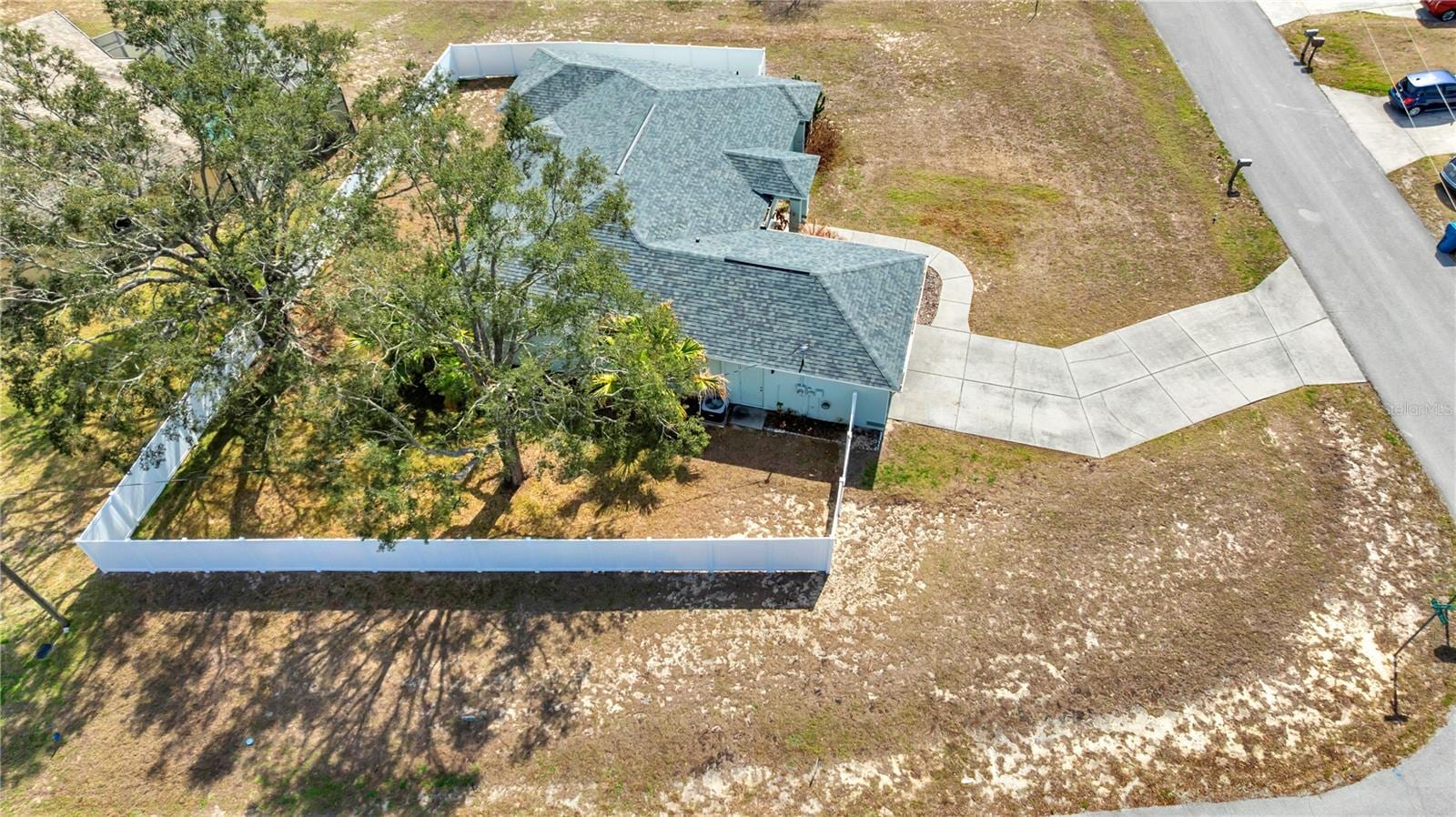 2278 Pinta Ave photo 5