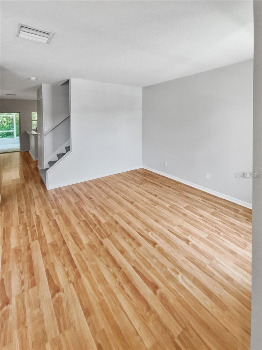 30205 Swinford Ln photo 2
