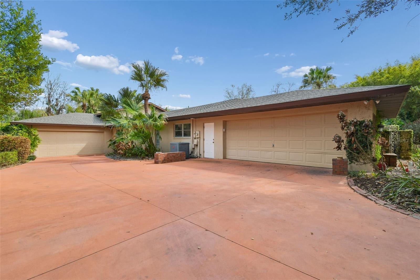 5324 Woodhaven Ln photo 4