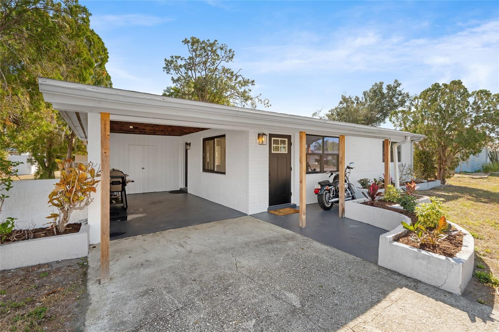 3217 Teal Ave photo 3