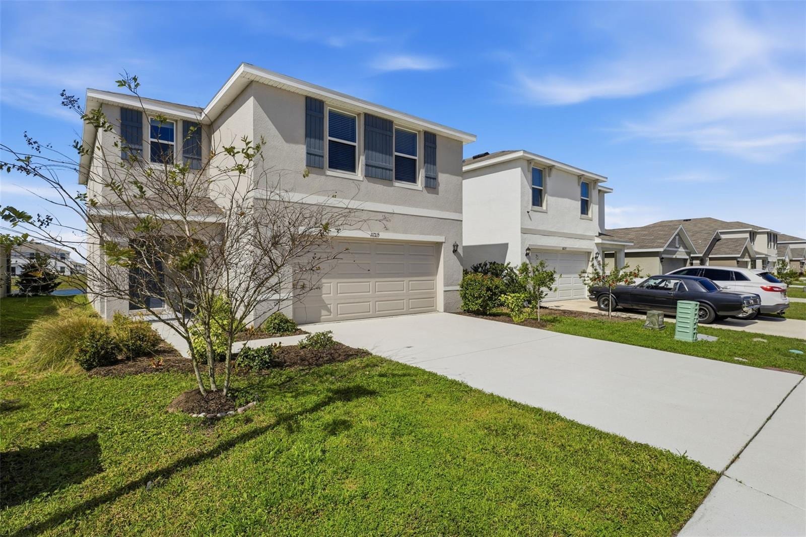 10215 Charlotte Dr photo 2