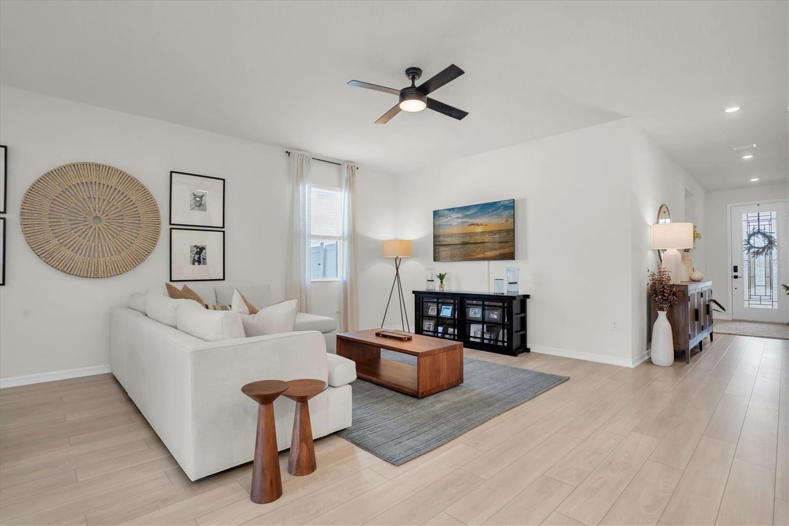 37557 MacKenzie Dr photo 4