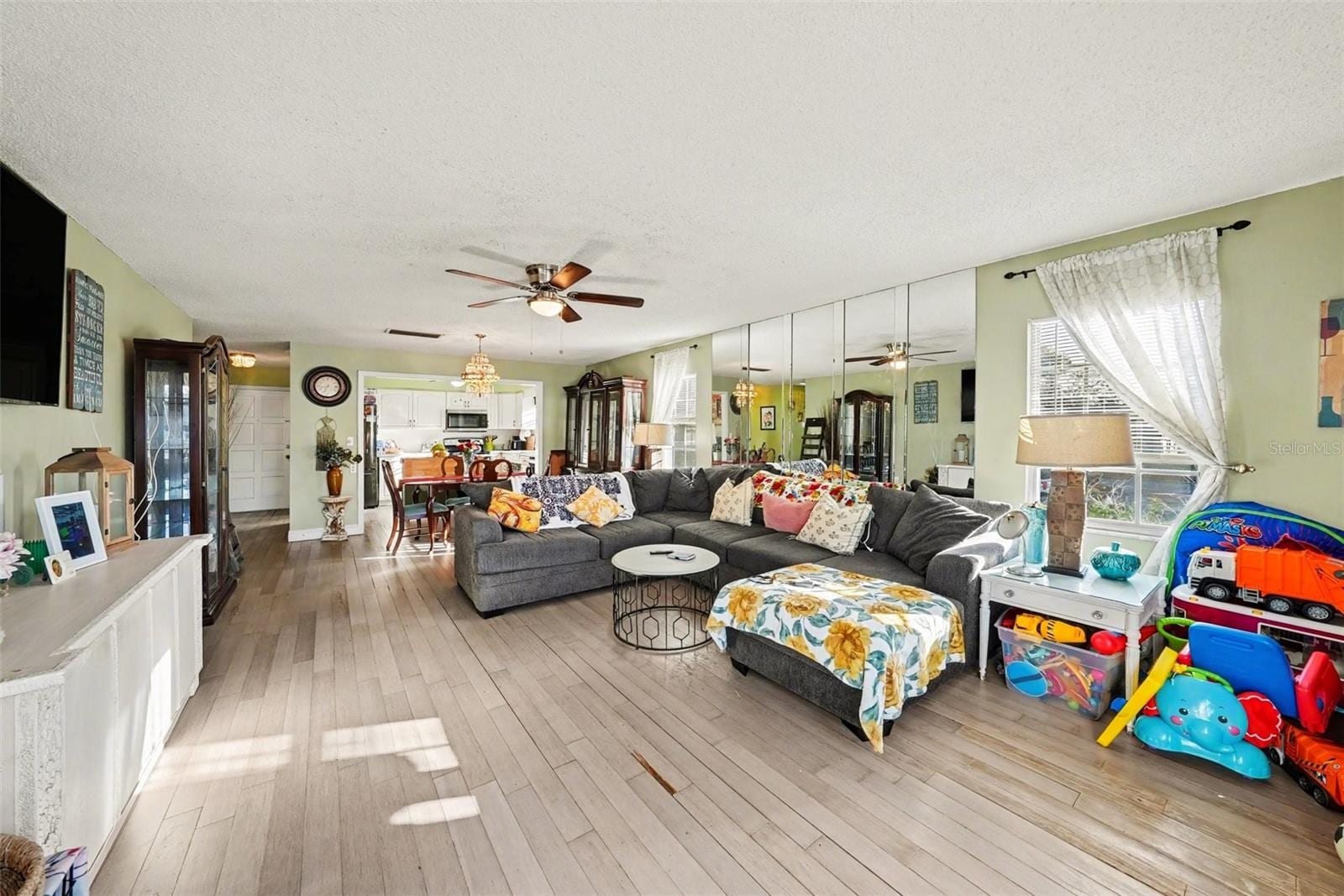 701 Poinsettia Rd #240 photo 5