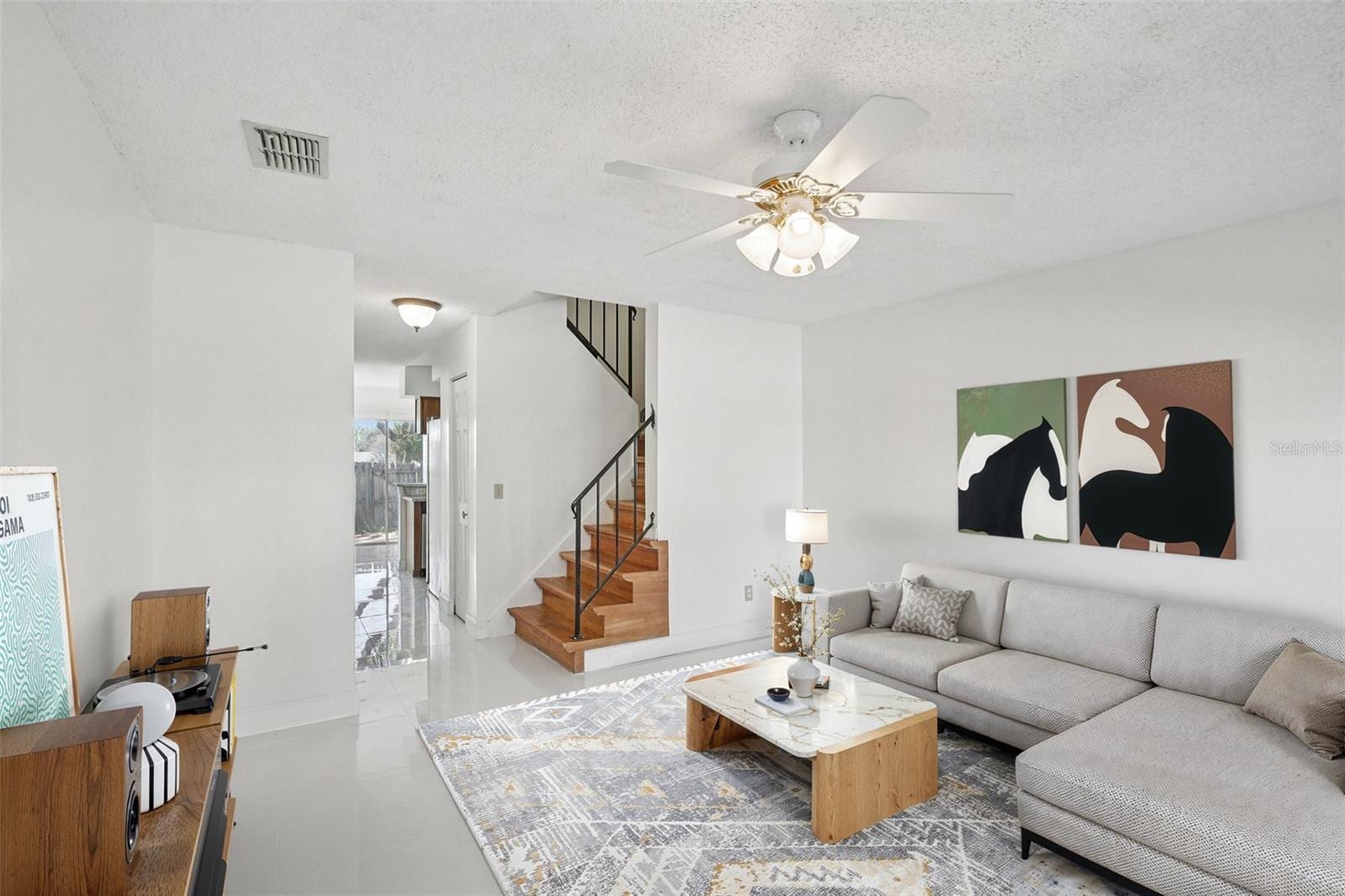11341 Grandville Dr photo 2