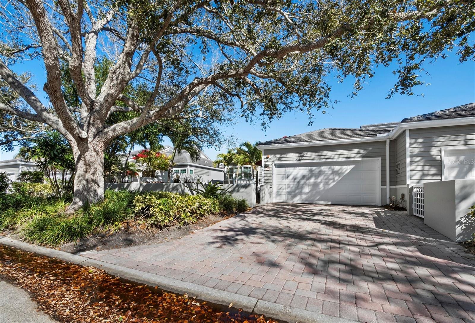3435 Winding Oaks Dr #18 photo 2