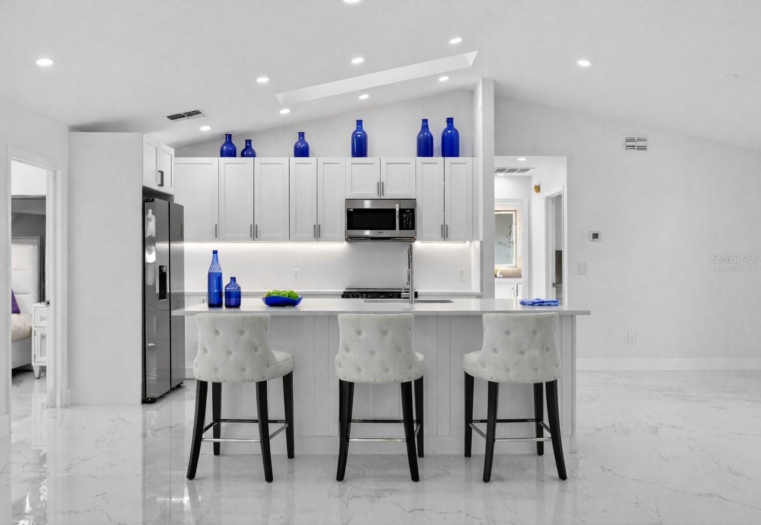 8078 Pagoda Dr photo 3