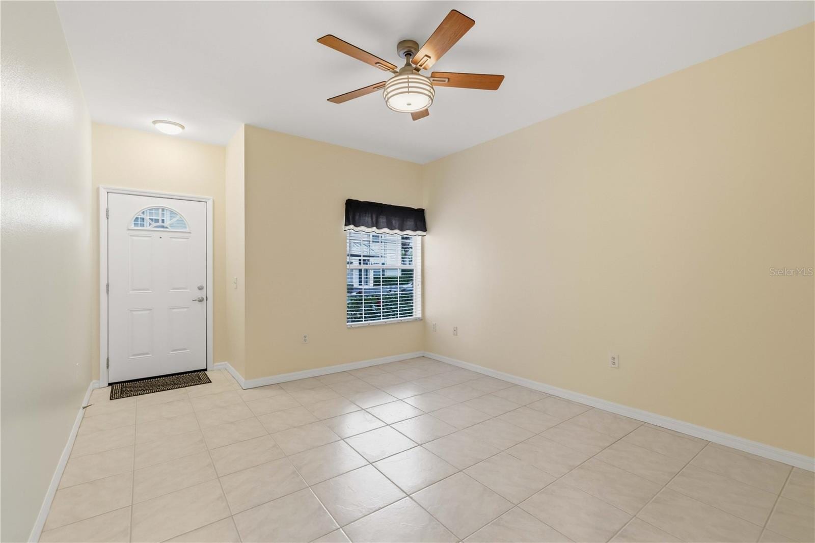 7604 Plantation Cir #7604 photo 5