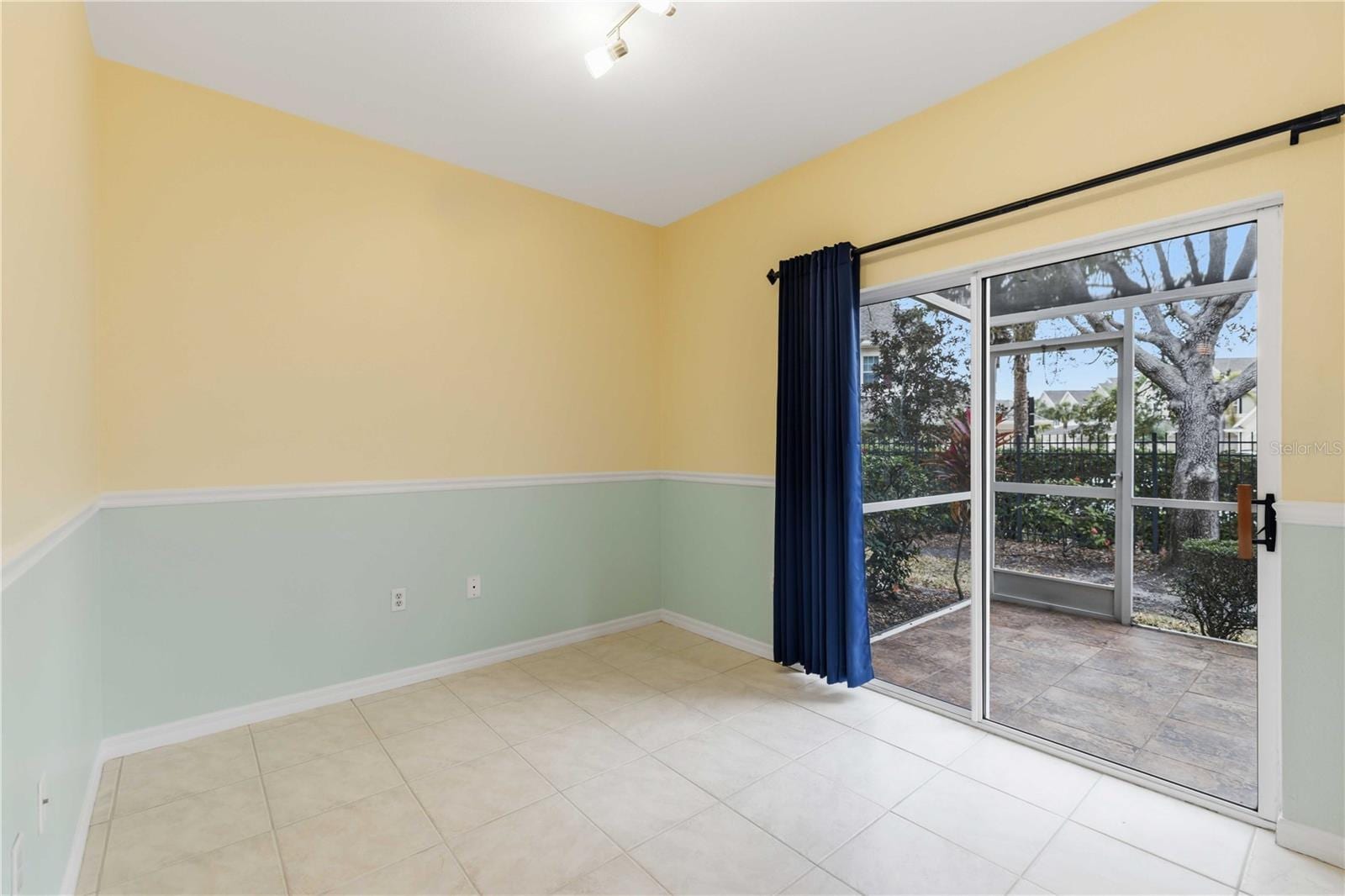 7604 Plantation Cir #7604 photo 4