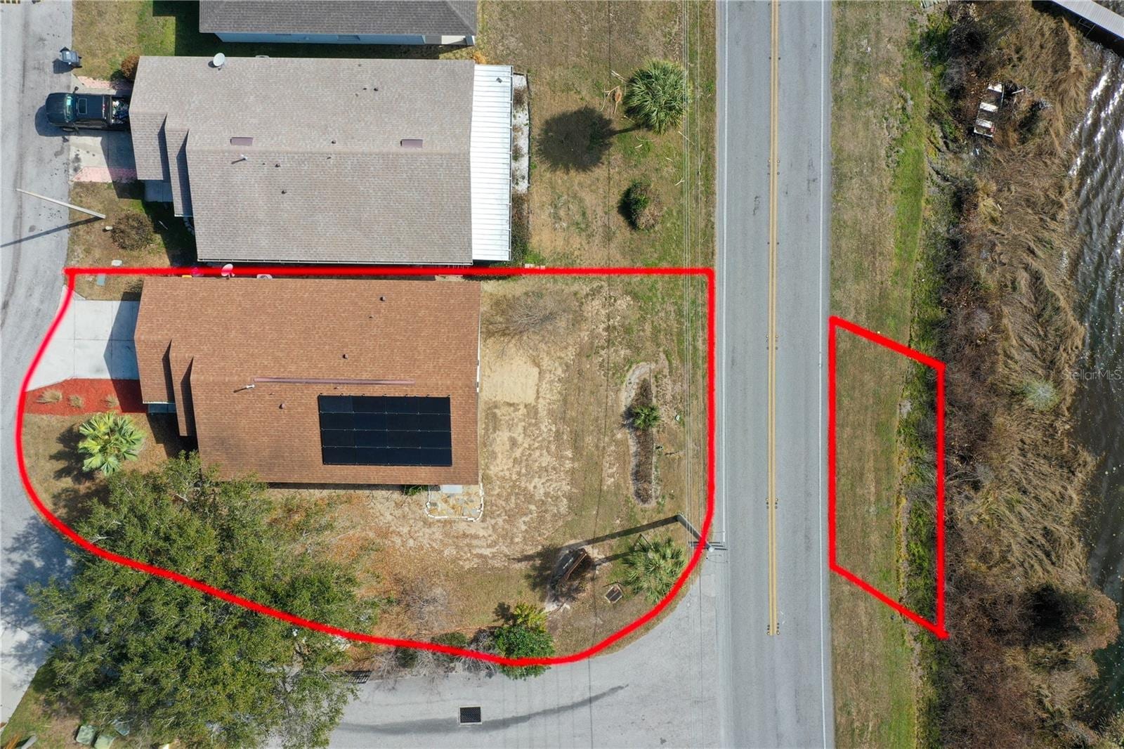 802 Marcia Loop photo 4
