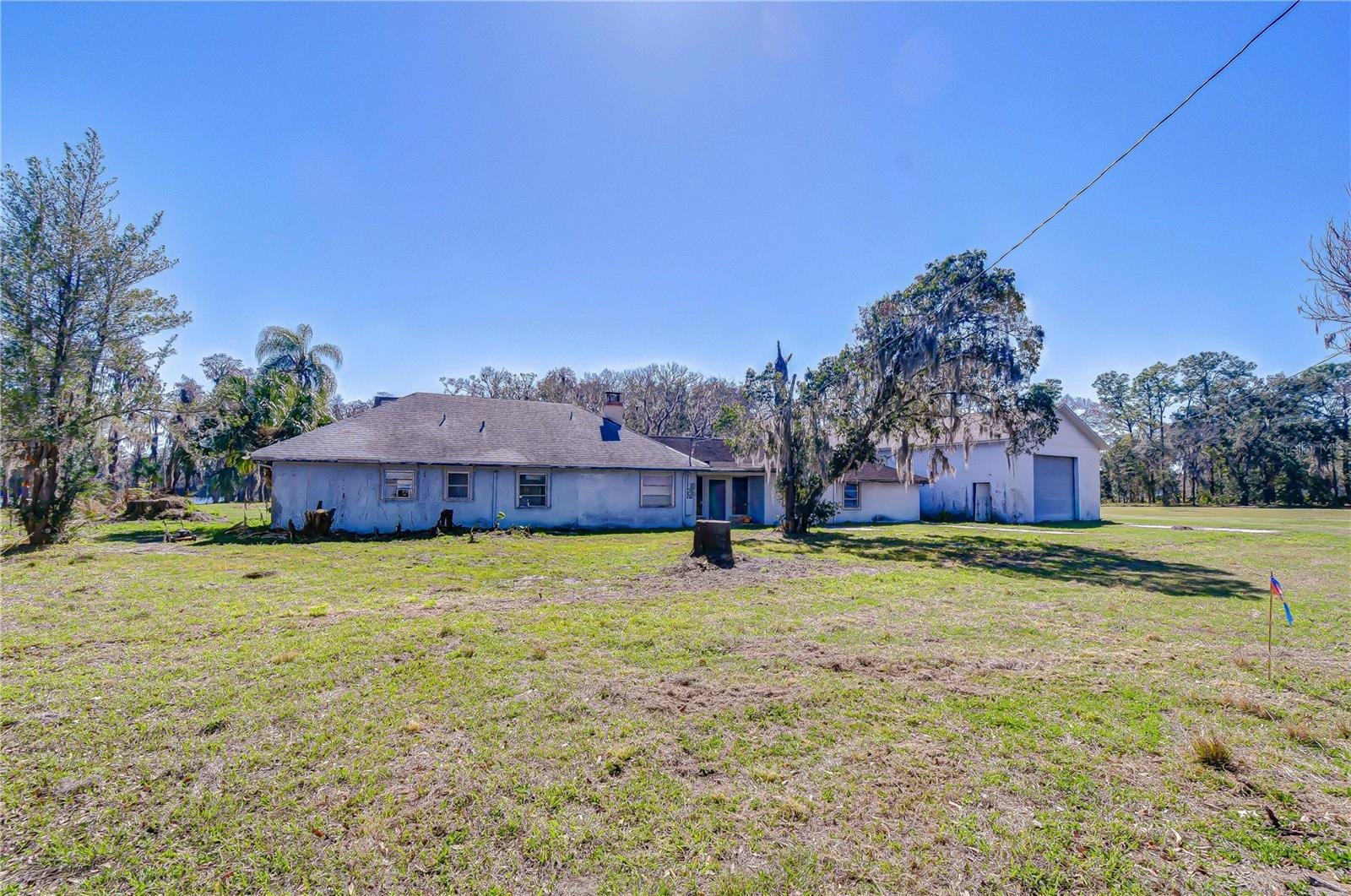 6608 Wisteria Loop photo 4