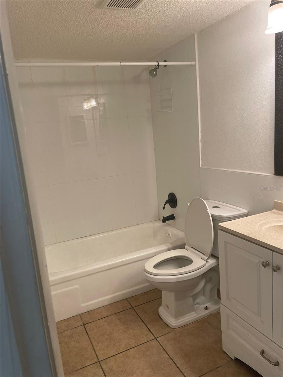 14413 Americana Cir #105 photo 5