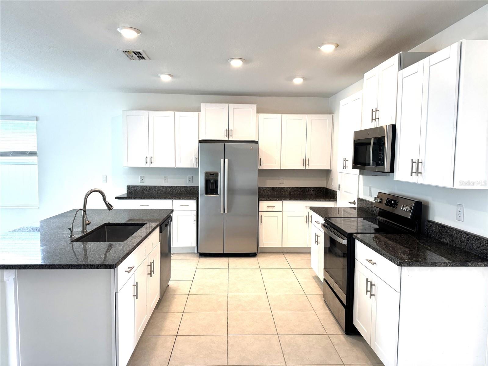 13319 Great Plains Dr photo 4