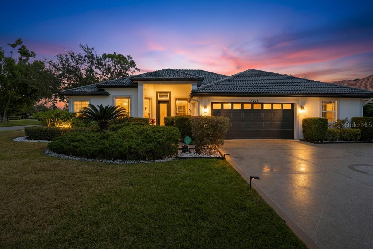 7215 Coachlight St photo 2