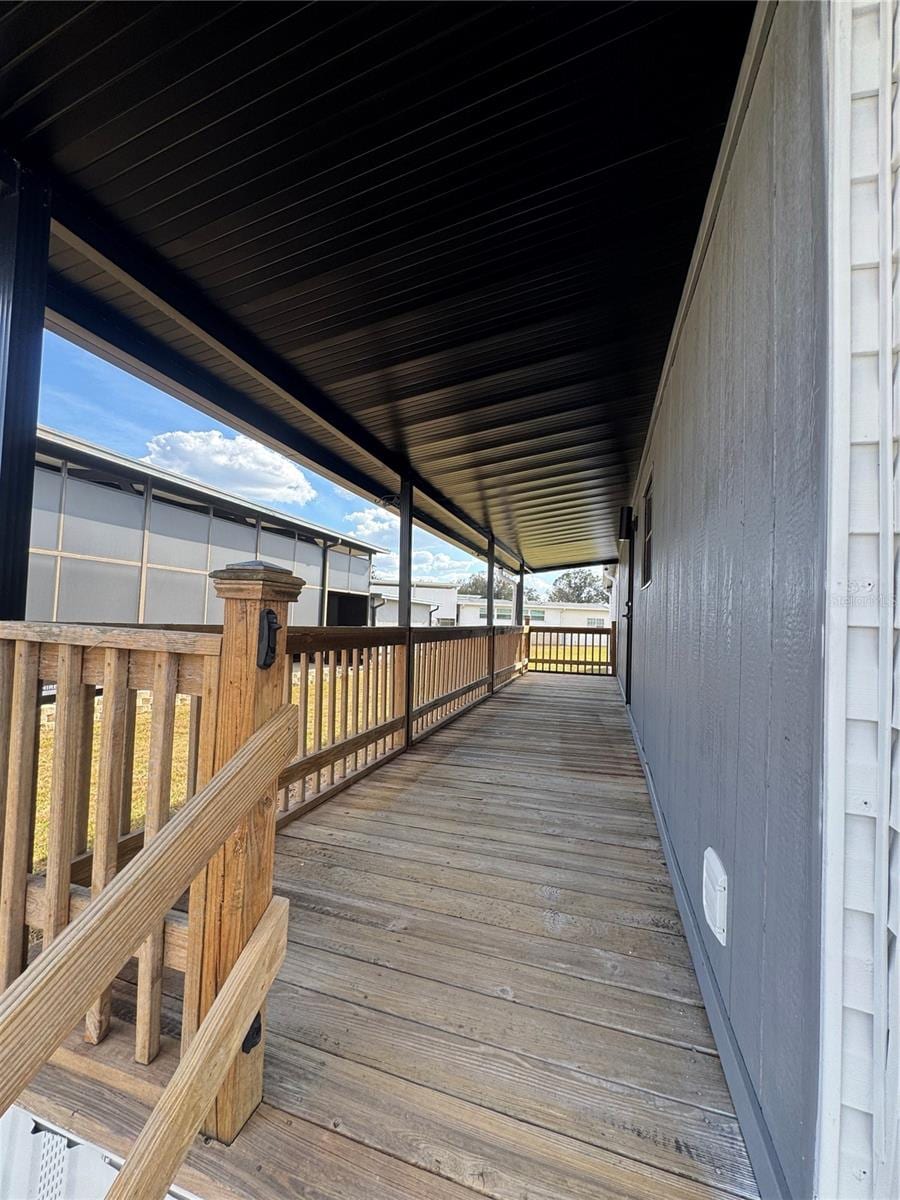 5035 Southshore Dr photo 4