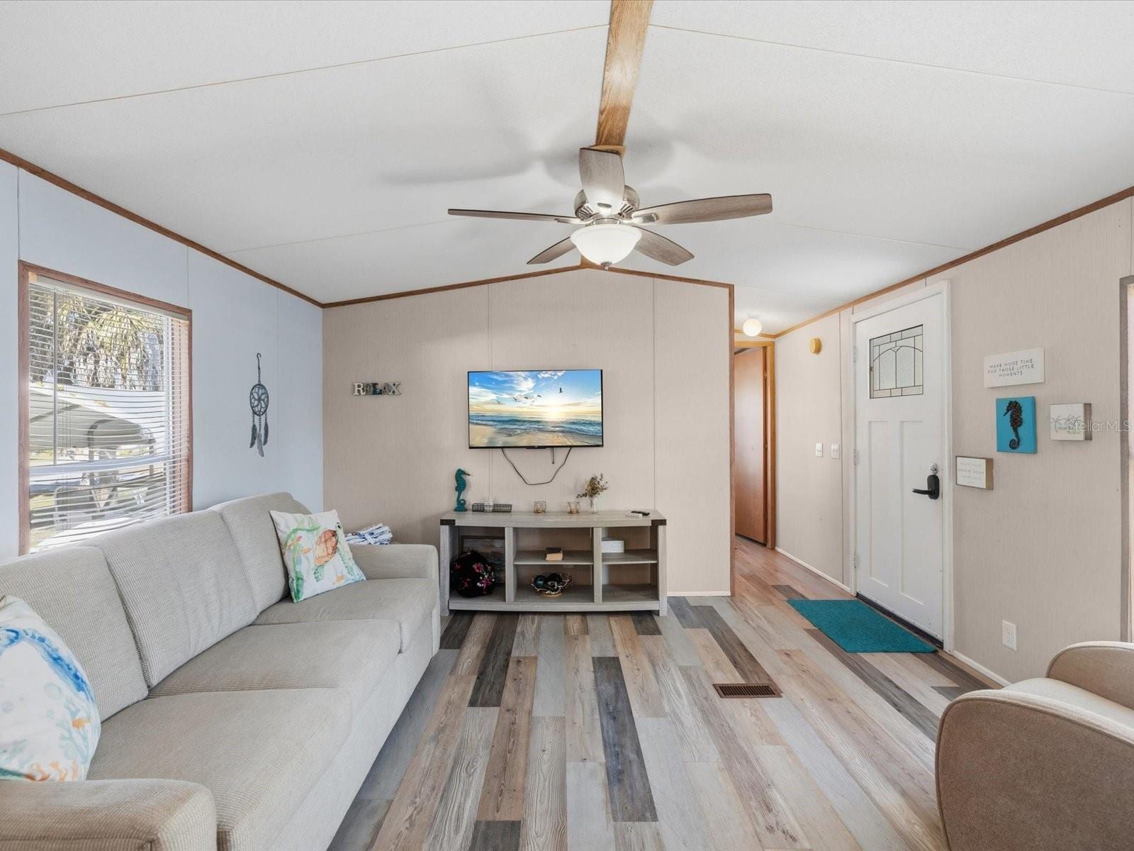6419 W Richard Dr photo 4