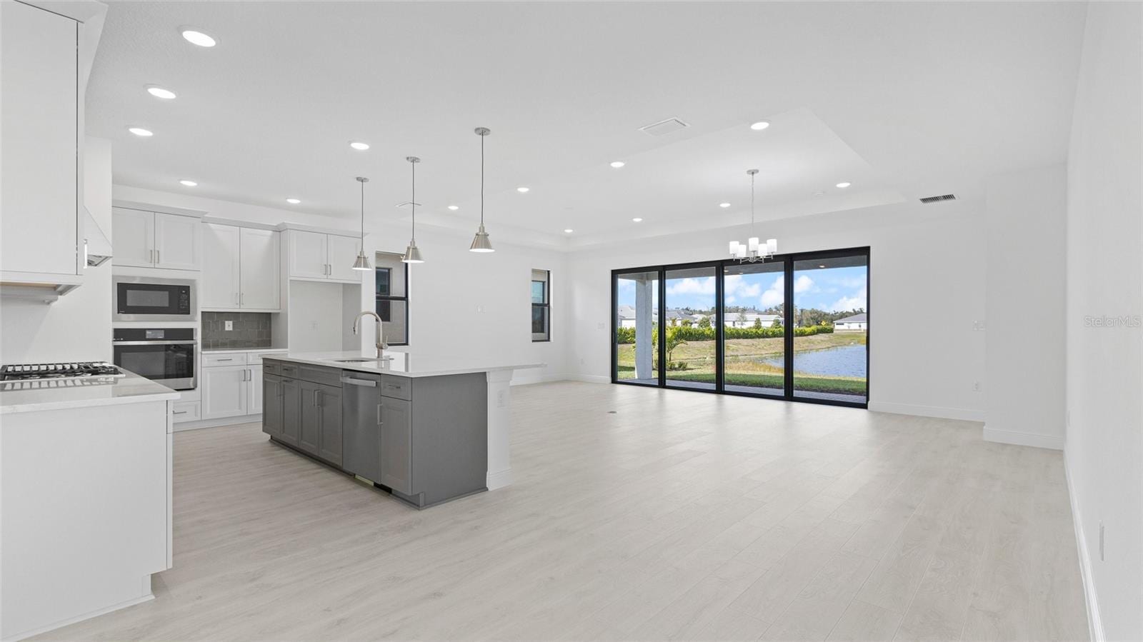 18211 Morgan Dr photo 5