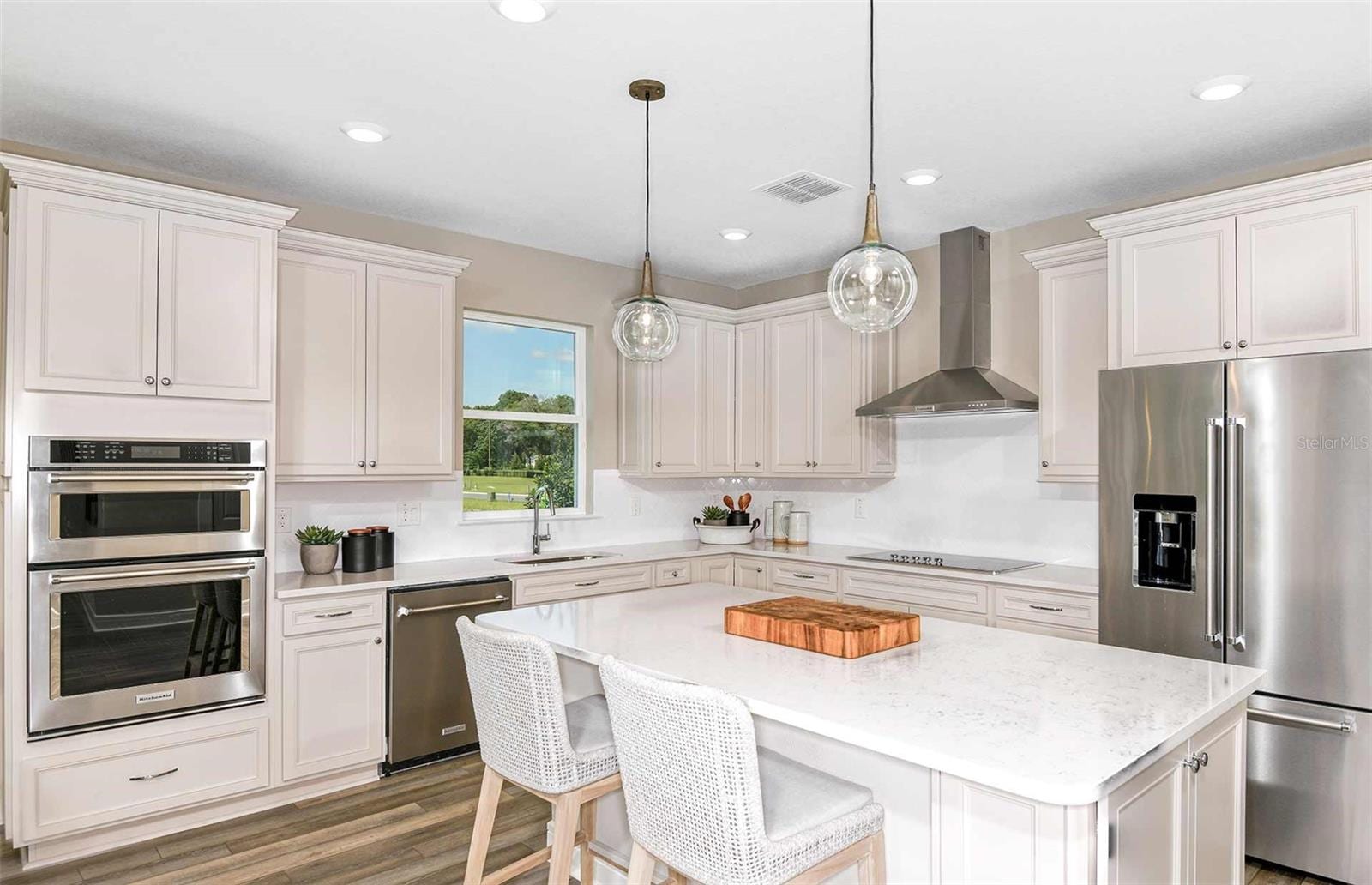 4292 Obsidian Dr photo 5
