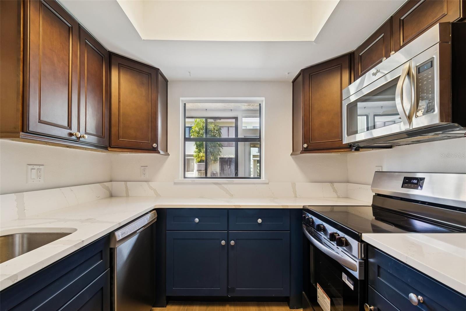 1 Windrush Blvd #23 photo 2