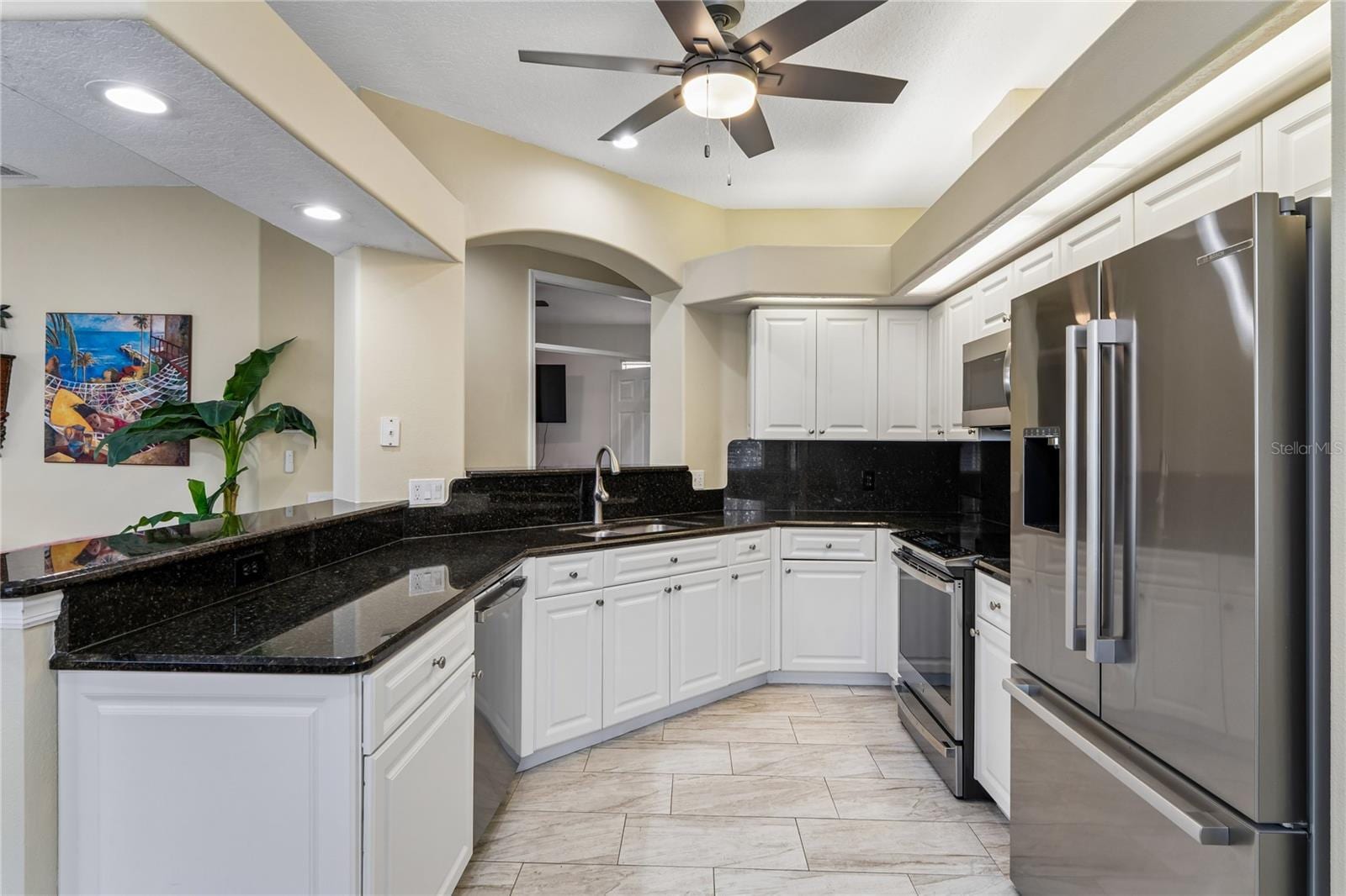 14465 Middle Fairway Dr photo 3