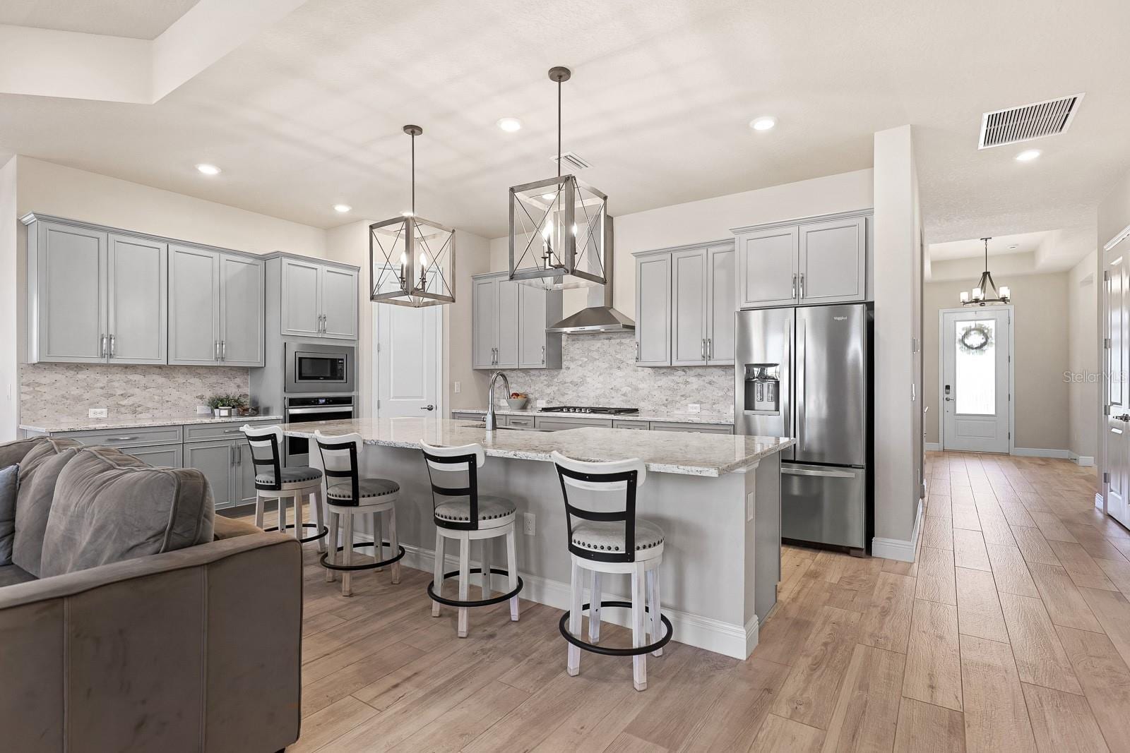 5937 Golden Nettle Dr photo 2