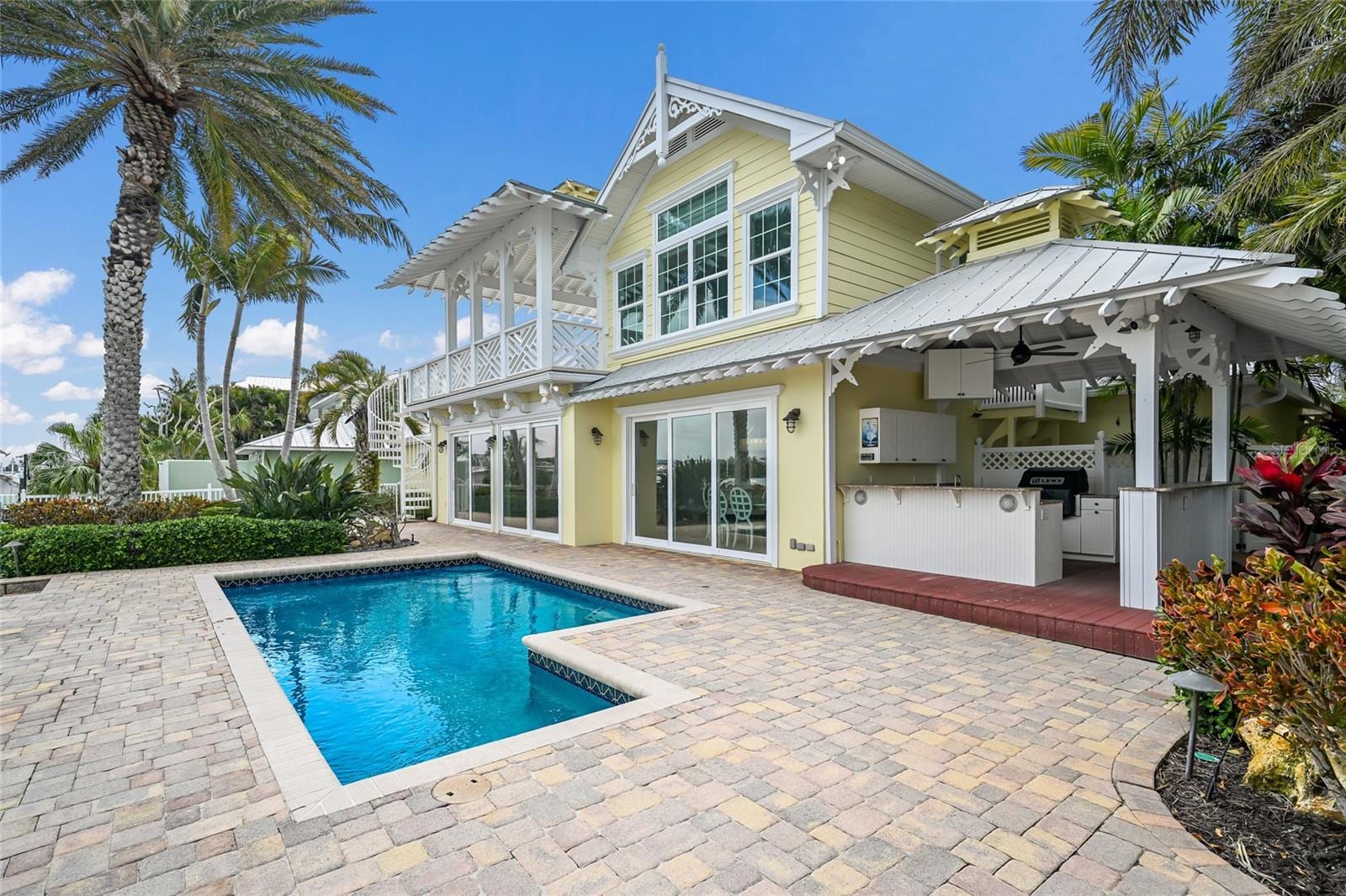 8321 Marina Dr photo 5