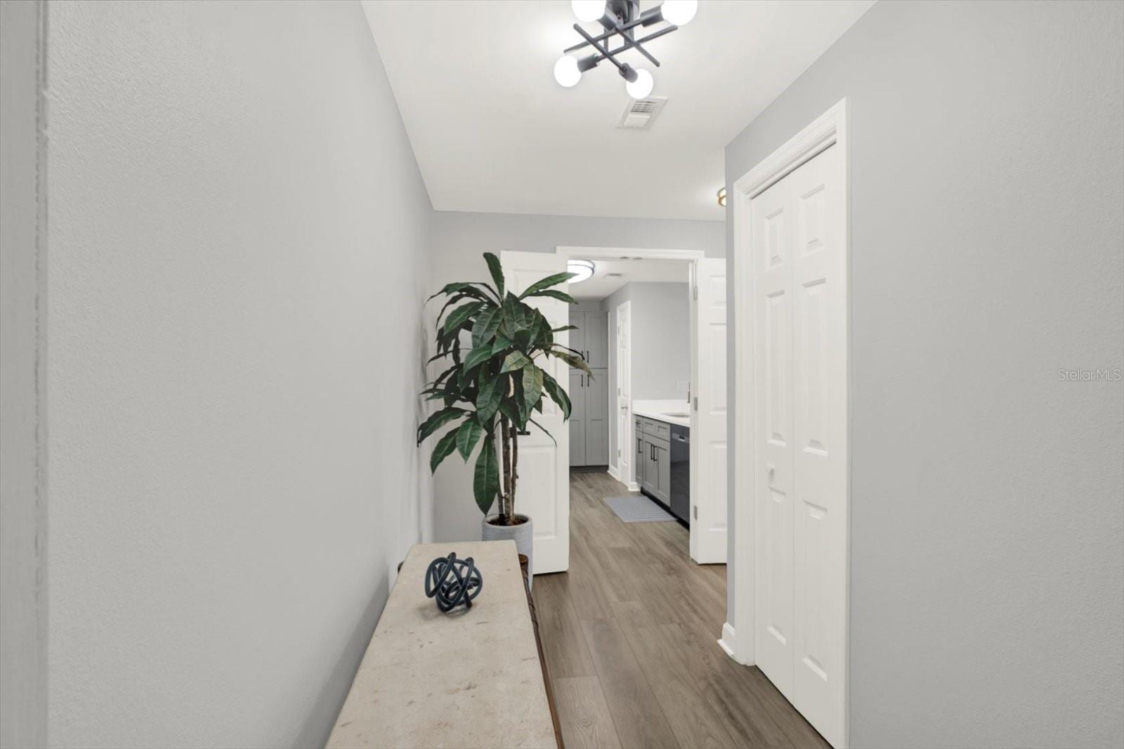 345 Bayshore Blvd #302 photo 3