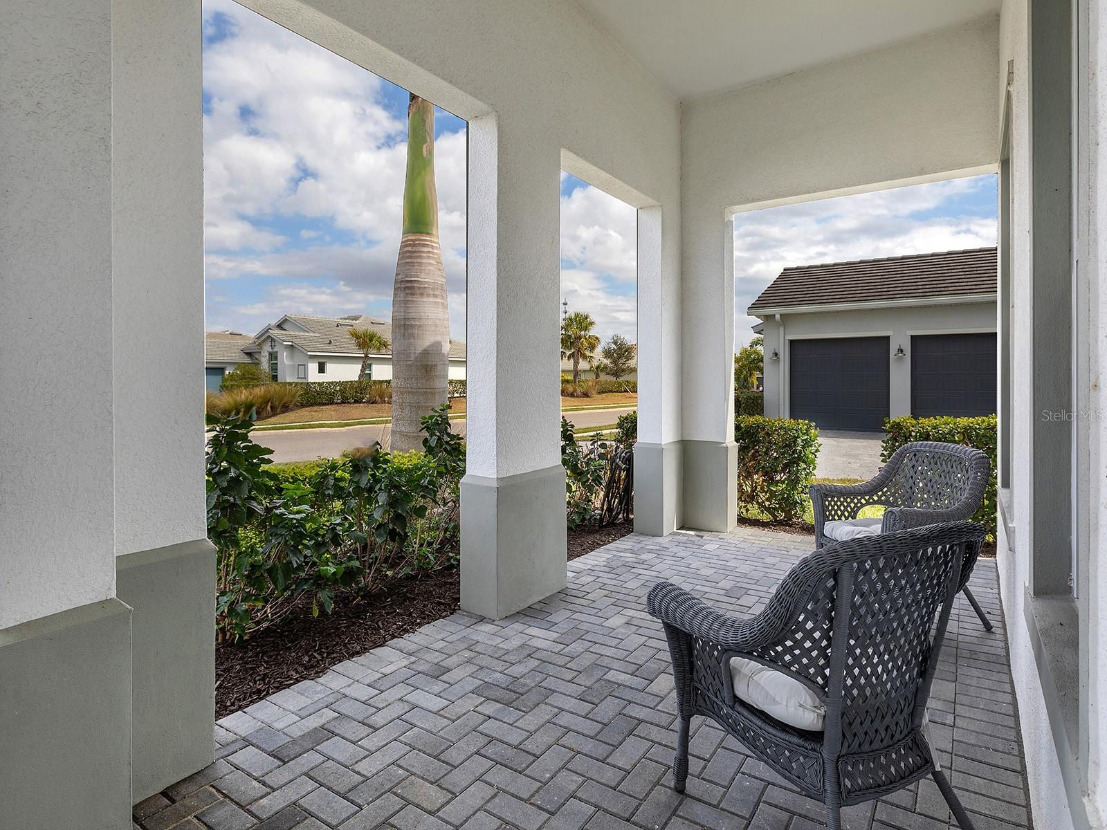 8191 Redonda Loop photo 4