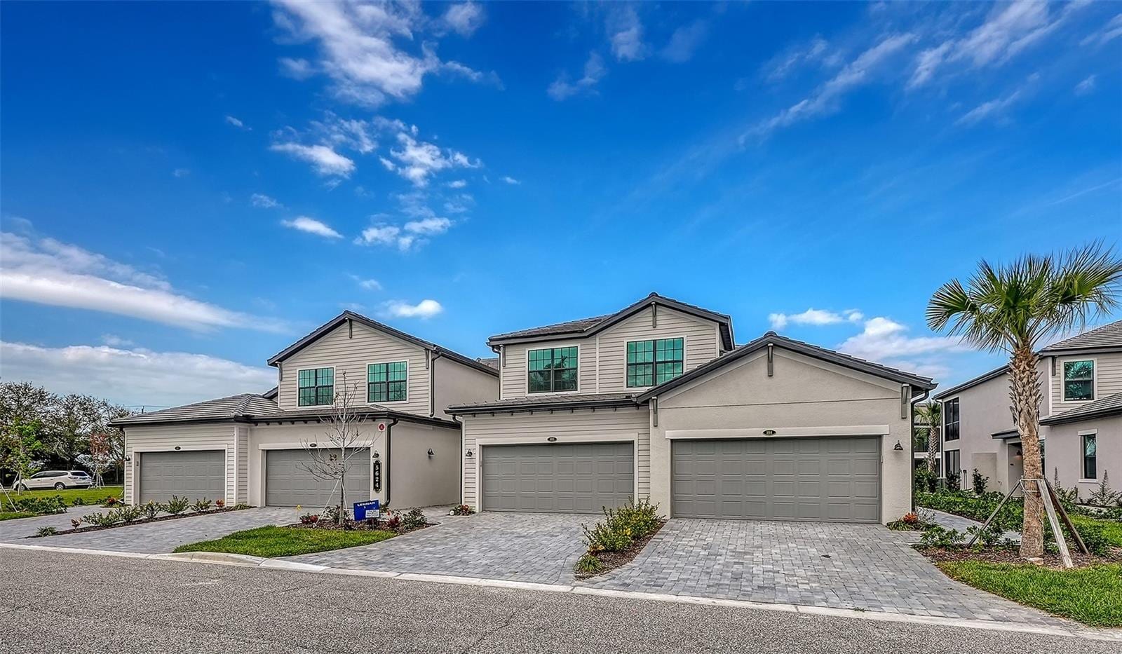 5624 Summit Pointe Cir #104 photo 2