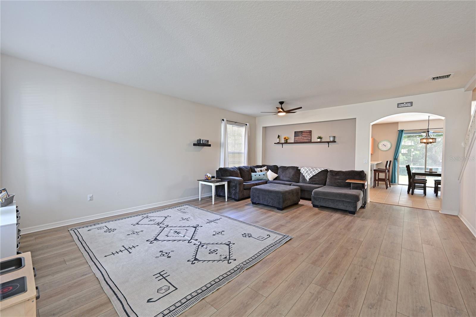 8852 Founders Cir photo 3