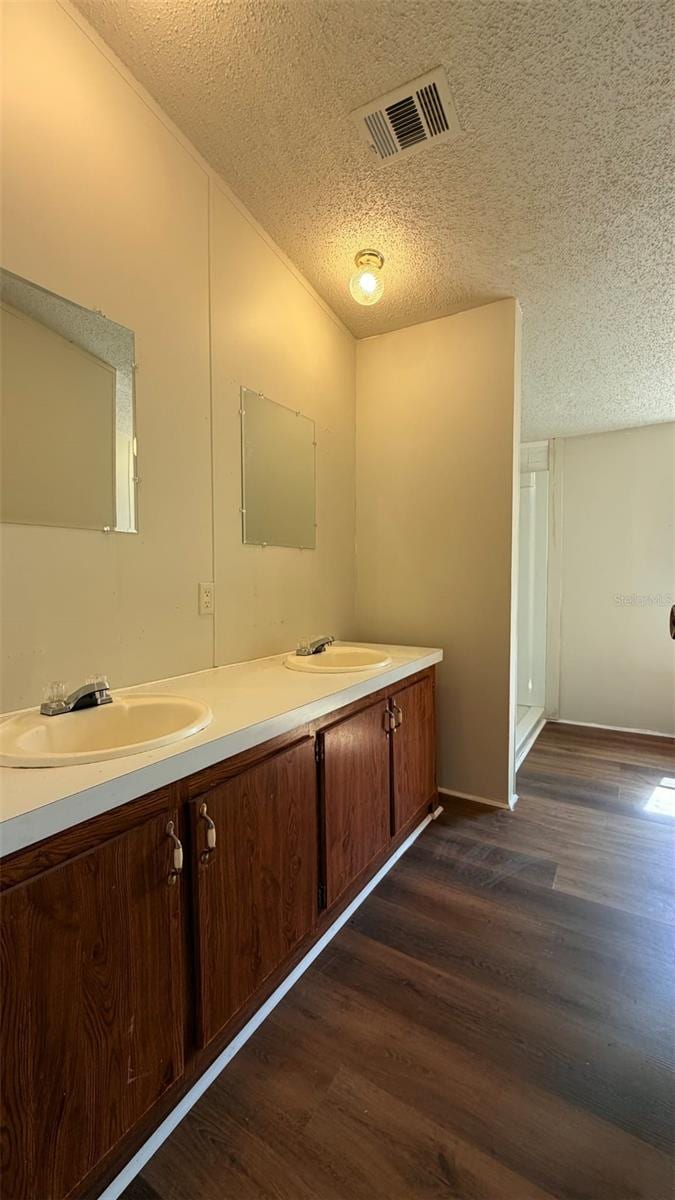 1910 40th St NW photo 4