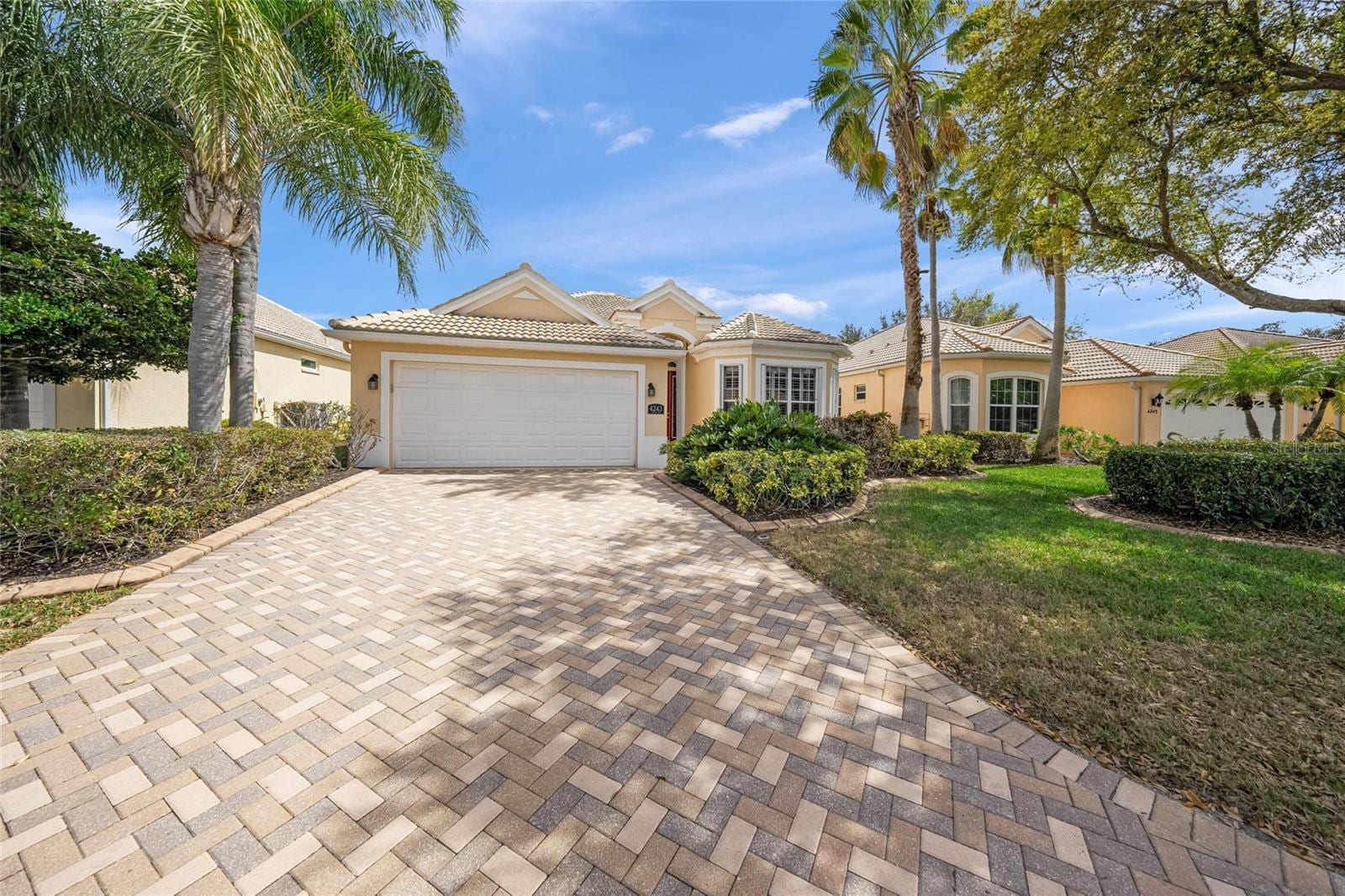 4243 Miriana Way photo 2