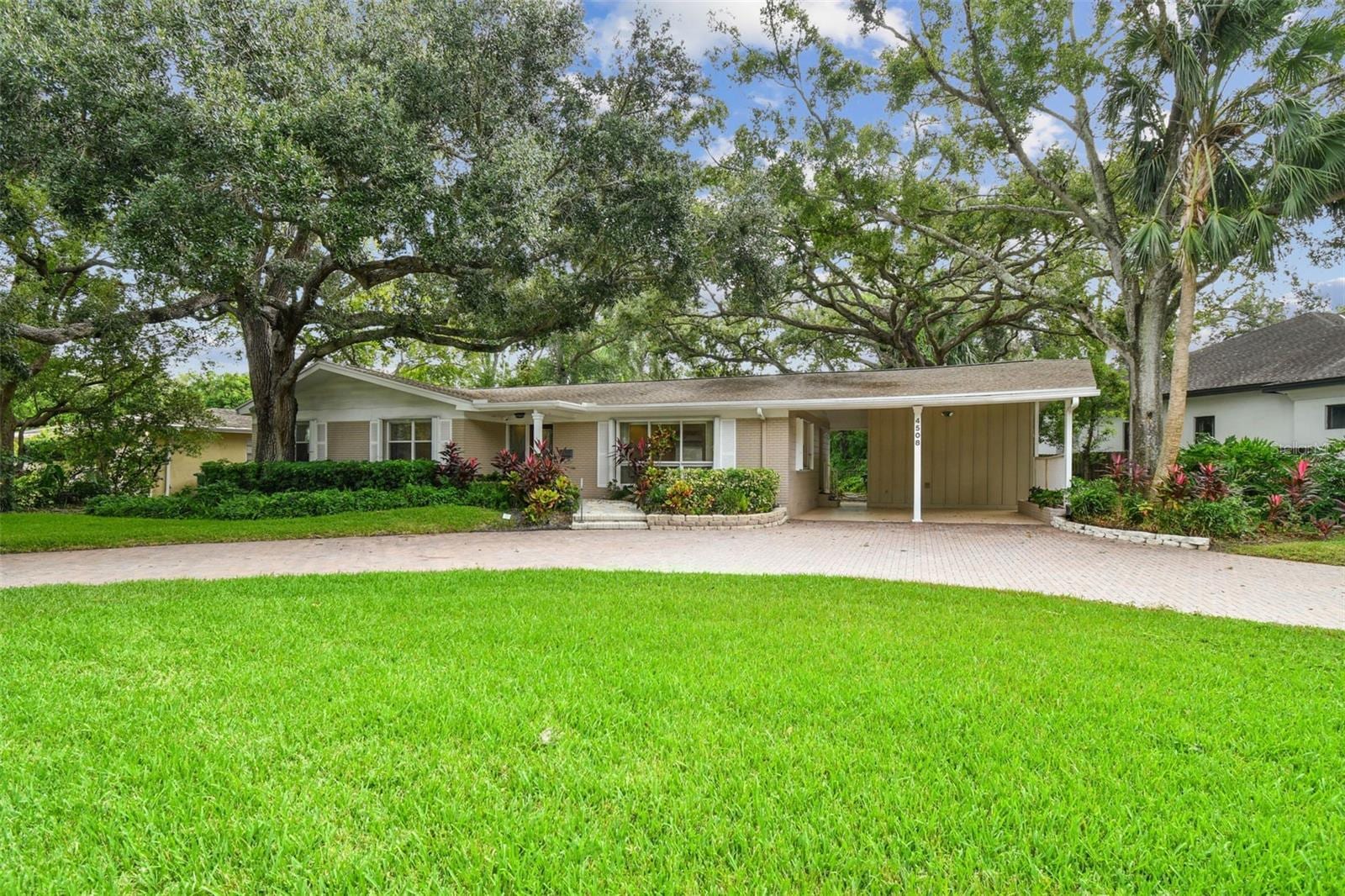 4508 Henderson Blvd photo 2