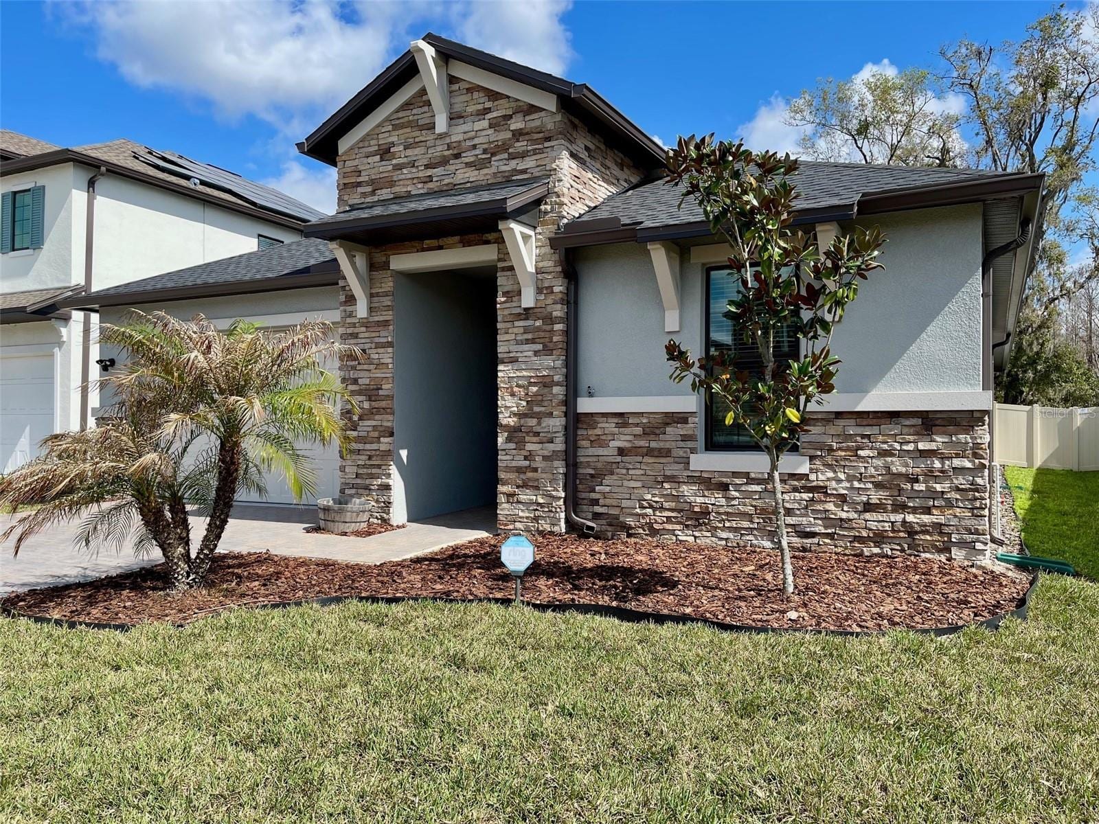 9810 Carabiner Way photo 3