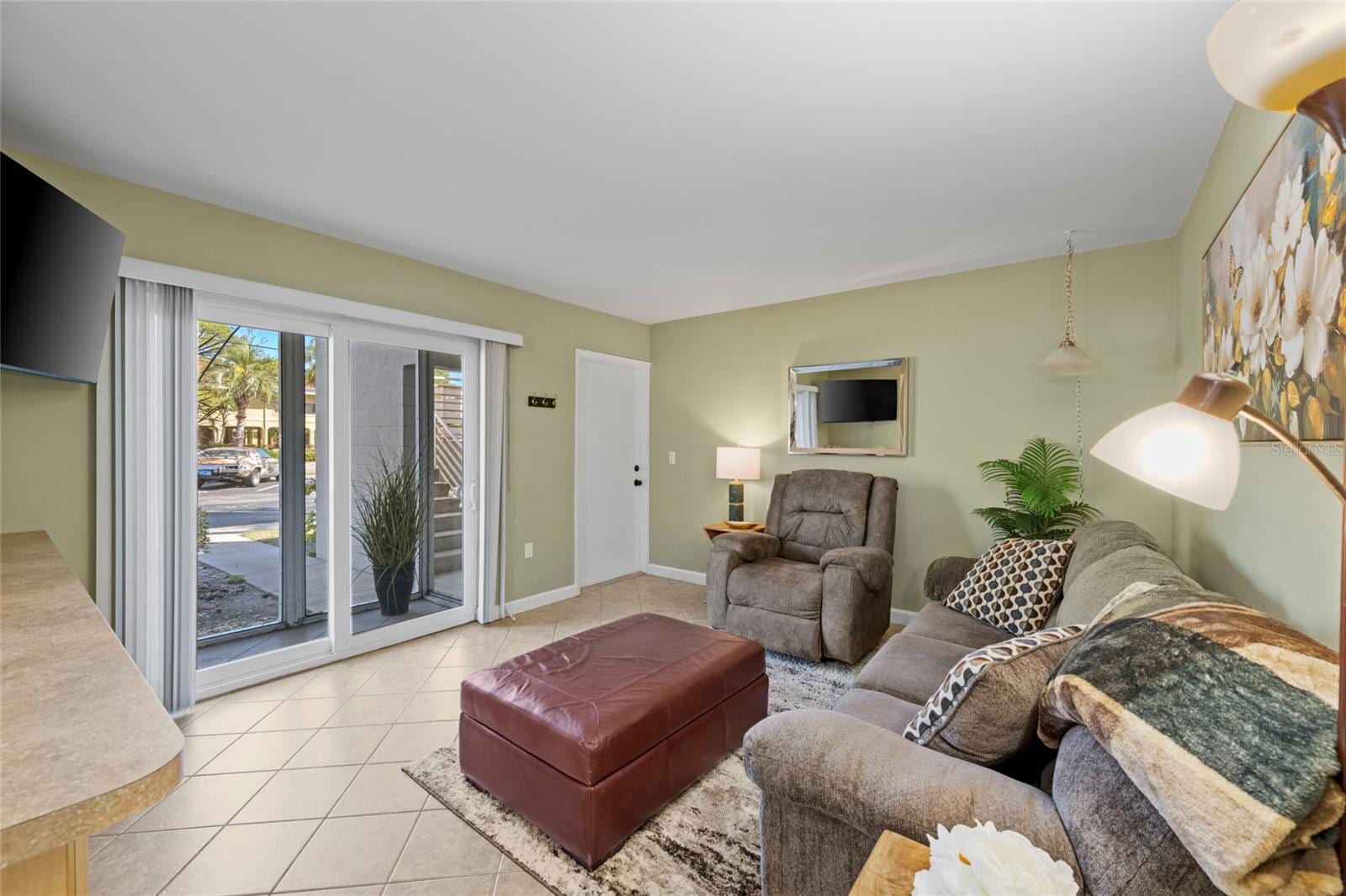 2304 Ringling Blvd #103 photo 3