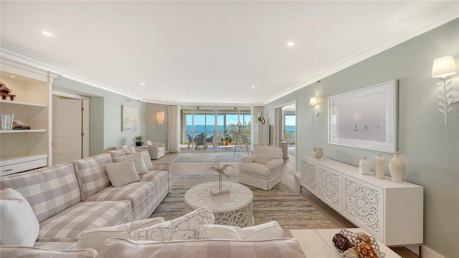 2410 Harbourside Dr #142 photo 5