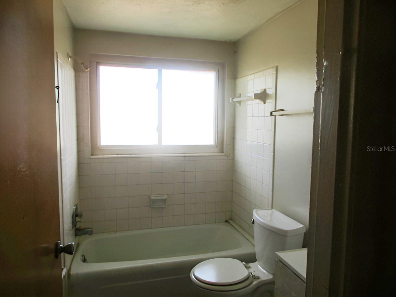 3024 Williamsburg St photo 4