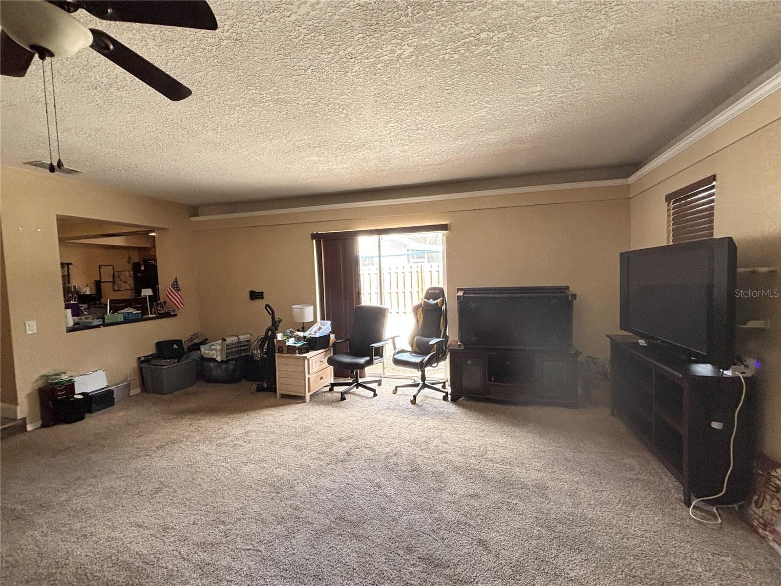 103 Davis St photo 5
