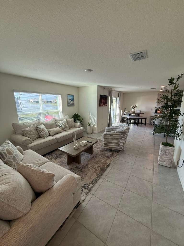 10662 Chippewa Dr photo 4