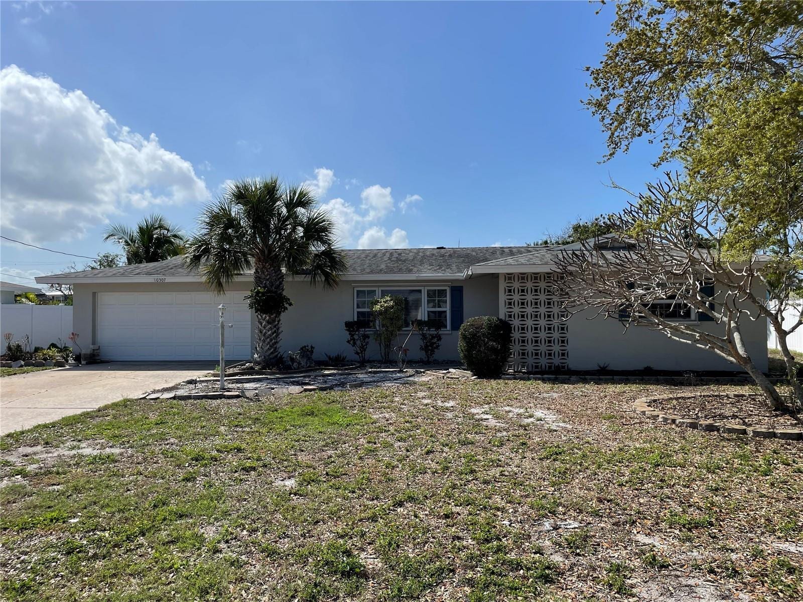 10307 Sandpiper Rd W photo 2